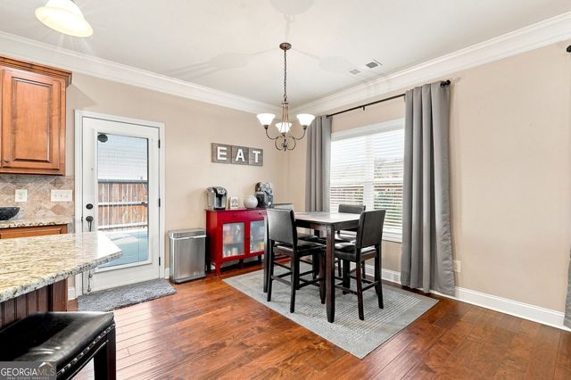 334 Red Cap Circle, Jefferson, GA 30549
