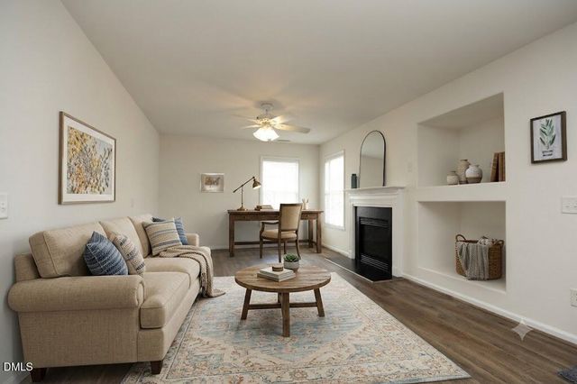 1529 Pebble Creek Crossing, Durham, NC 27713