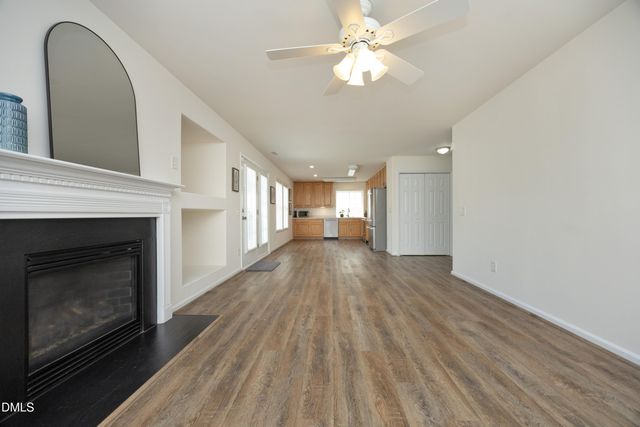 1529 Pebble Creek Crossing, Durham, NC 27713