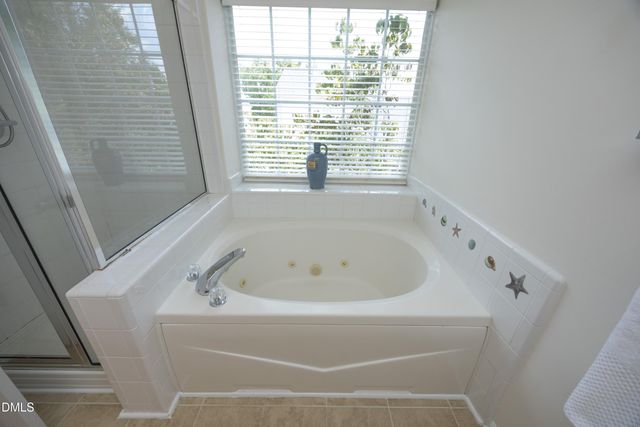 1529 Pebble Creek Crossing, Durham, NC 27713