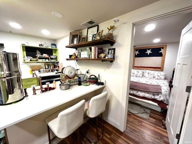 3099 S Pelzer Road, Boonville, IN 47601
