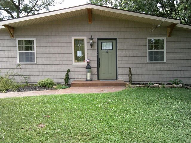 3099 S Pelzer Road, Boonville, IN 47601