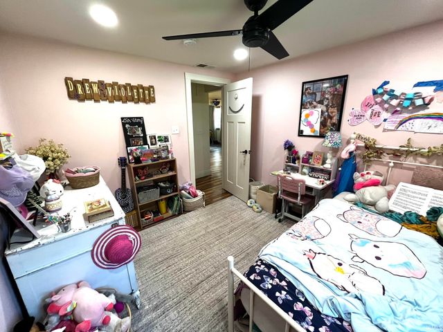 3099 S Pelzer Road, Boonville, IN 47601