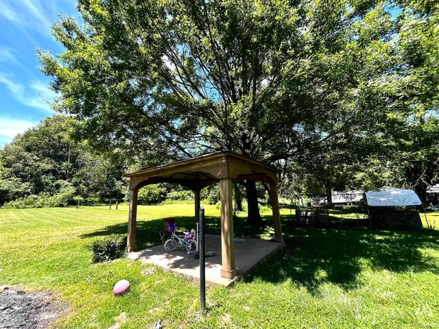 3099 S Pelzer Road, Boonville, IN 47601
