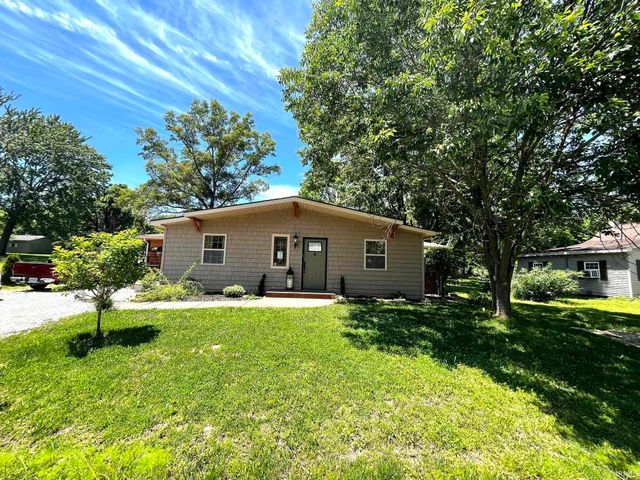 3099 S Pelzer Road, Boonville, IN 47601
