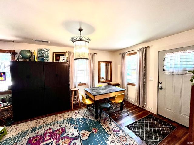 3099 S Pelzer Road, Boonville, IN 47601