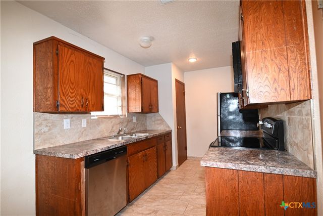 928 Randa Street, Copperas Cove, TX 76522