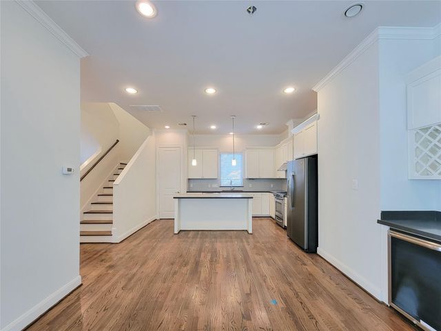 12 Hermann Park Court, Houston, TX 77021