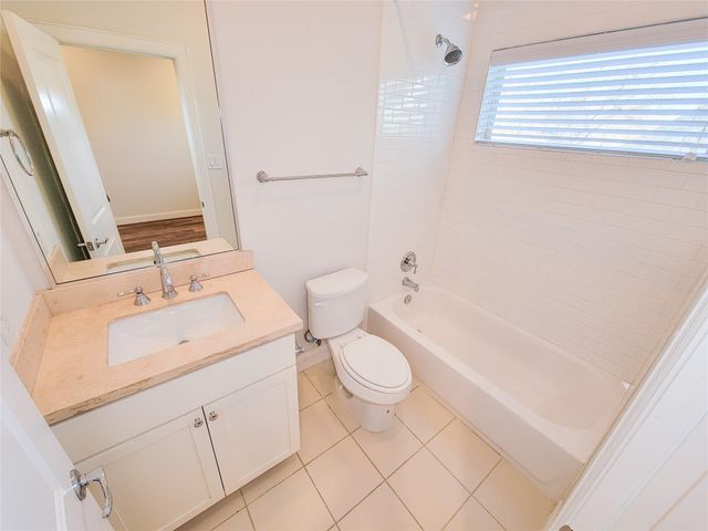 12 Hermann Park Court, Houston, TX 77021