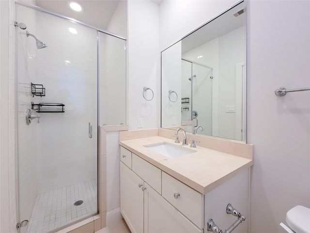 12 Hermann Park Court, Houston, TX 77021