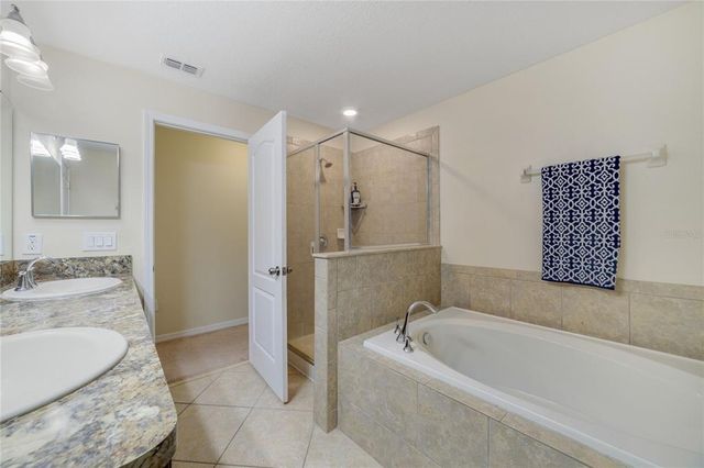 3349 RODRICK CIRCLE, Orlando, FL 32824