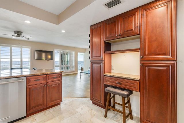 1 COLONY POINT DRIVE A20, Punta Gorda, FL 33950