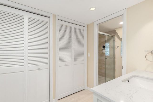 1 COLONY POINT DRIVE A20, Punta Gorda, FL 33950