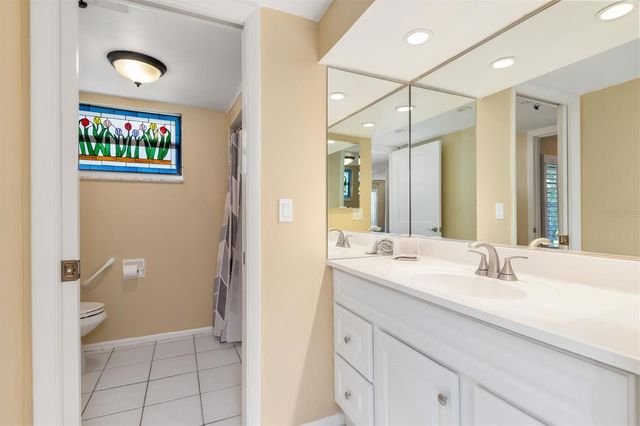 1 COLONY POINT DRIVE A20, Punta Gorda, FL 33950