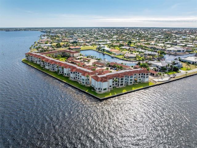 1 COLONY POINT DRIVE A20, Punta Gorda, FL 33950