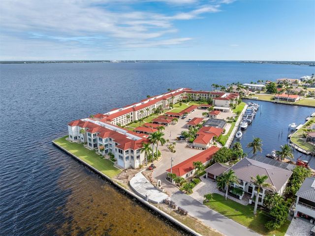 1 COLONY POINT DRIVE A20, Punta Gorda, FL 33950