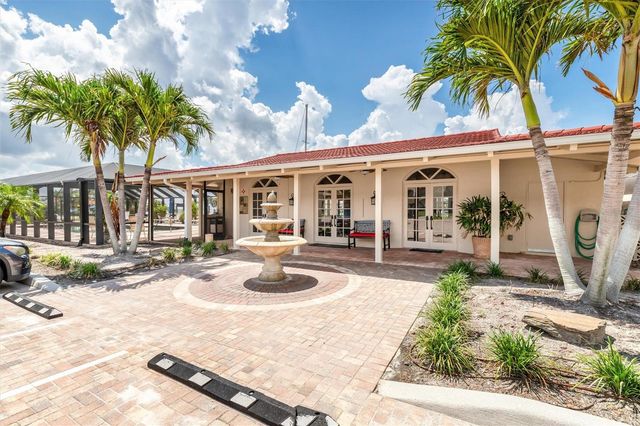 1 COLONY POINT DRIVE A20, Punta Gorda, FL 33950