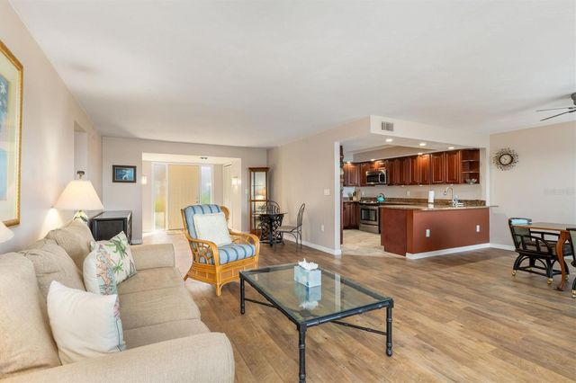 1 COLONY POINT DRIVE A20, Punta Gorda, FL 33950