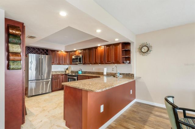 1 COLONY POINT DRIVE A20, Punta Gorda, FL 33950