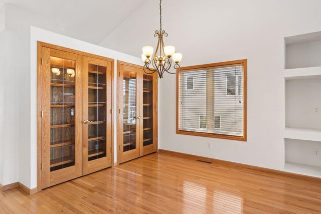 6604 Chadwick Drive, Savage, MN 55378