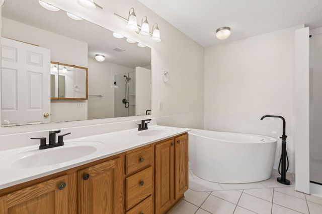 6604 Chadwick Drive, Savage, MN 55378