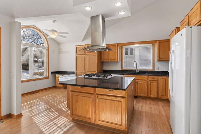 6604 Chadwick Drive, Savage, MN 55378