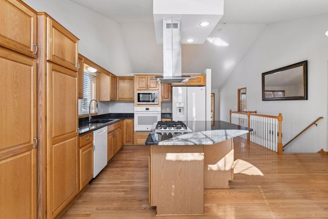 6604 Chadwick Drive, Savage, MN 55378