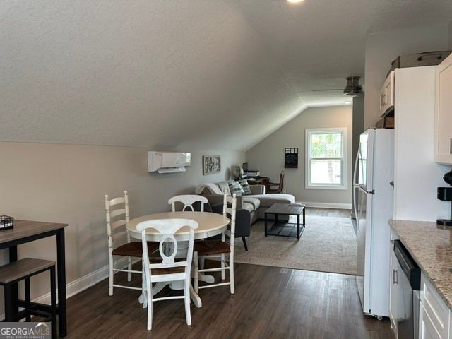 102 Talahi Island Lane, Brunswick, GA 31520