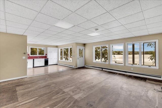 90 Lakewood Drive, Mashpee, MA 02649