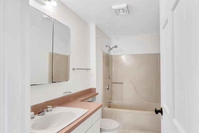 90 Lakewood Drive, Mashpee, MA 02649