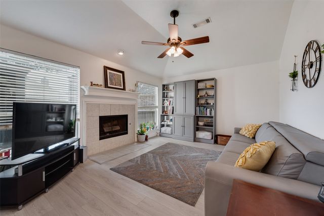 4603 Trumpet Vine, Denton, TX 76208