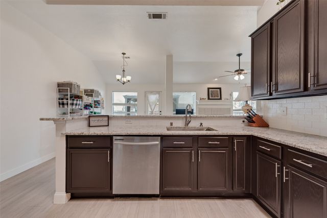 4603 Trumpet Vine, Denton, TX 76208