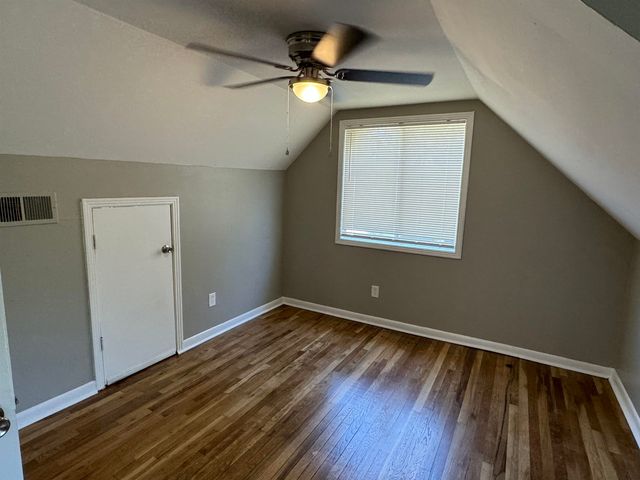 2721 NIX CV, Memphis, TN 38127