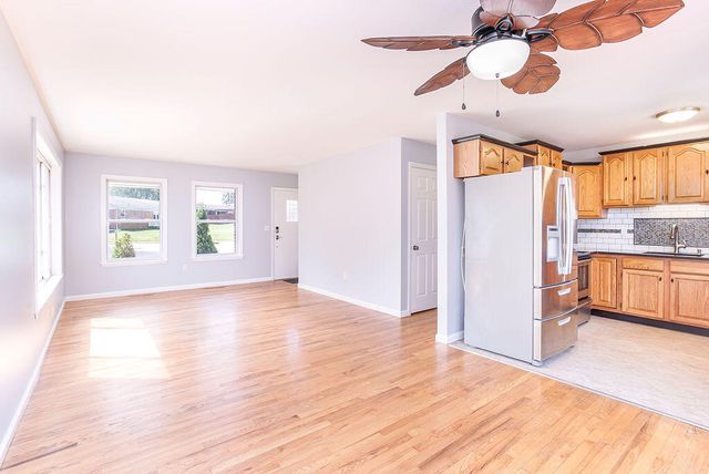 736 Lakeshore Drive, Villa Hills, KY 41017