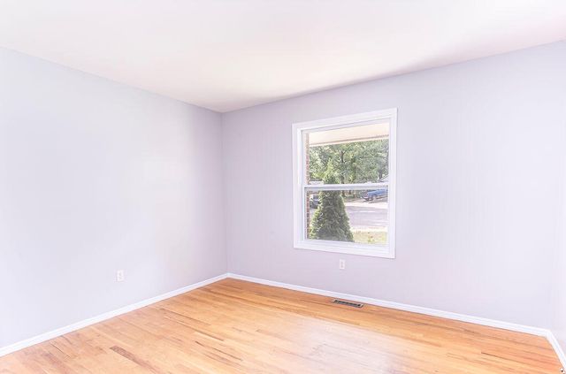 736 Lakeshore Drive, Villa Hills, KY 41017