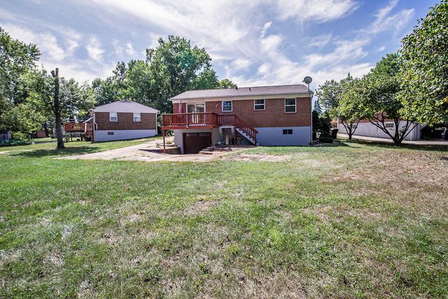 736 Lakeshore Drive, Villa Hills, KY 41017