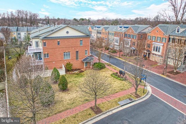 6739 DARRELLS GRANT PL, Falls Church, VA 22043