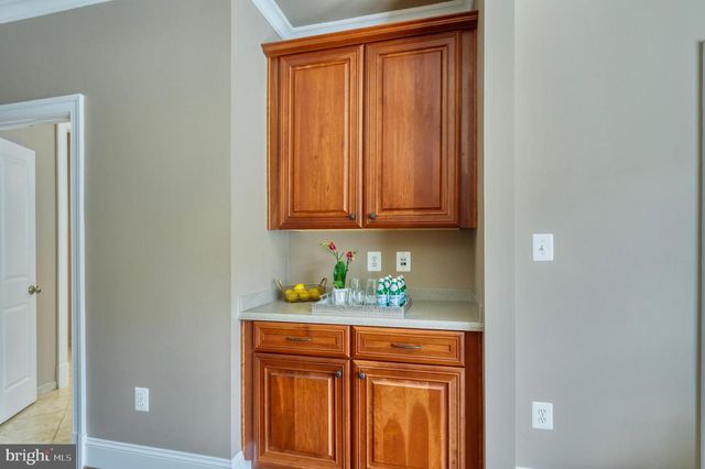 6739 DARRELLS GRANT PL, Falls Church, VA 22043