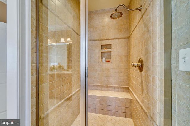 6739 DARRELLS GRANT PL, Falls Church, VA 22043