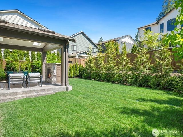 23973 NE 25th Street, Sammamish, WA 98074