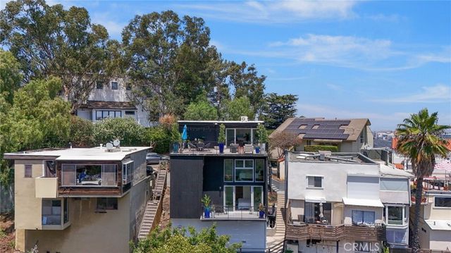 7010 Loyal Trail, Hollywood Hills, CA 90068