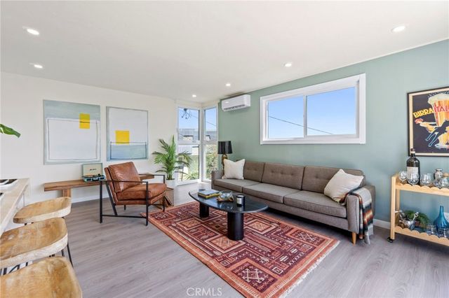 7010 Loyal Trail, Hollywood Hills, CA 90068