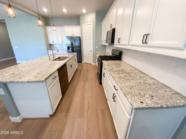 16746 W CIELO GRANDE Avenue, Surprise, AZ 85387