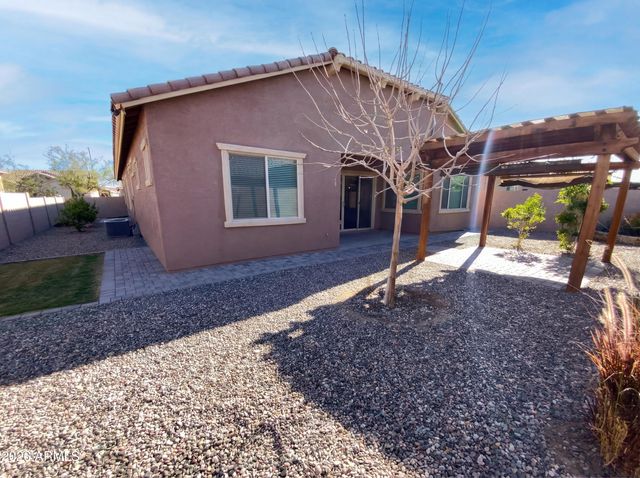 16746 W CIELO GRANDE Avenue, Surprise, AZ 85387