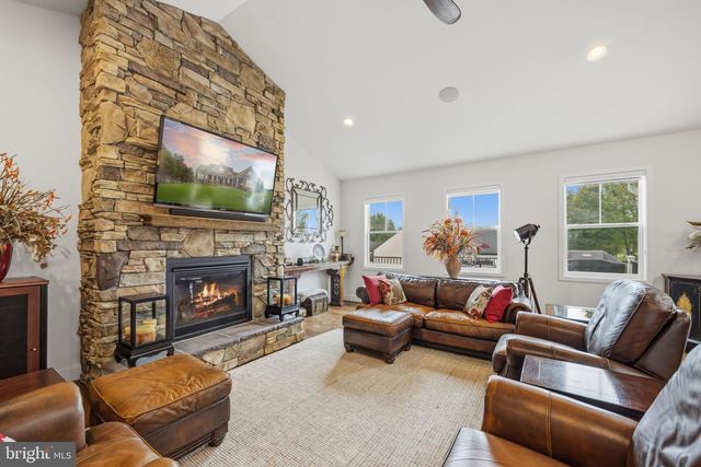 201 SARATOGA WOODS LN, Stafford, VA 22556