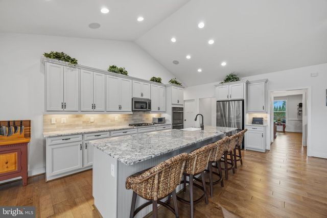 201 SARATOGA WOODS LN, Stafford, VA 22556