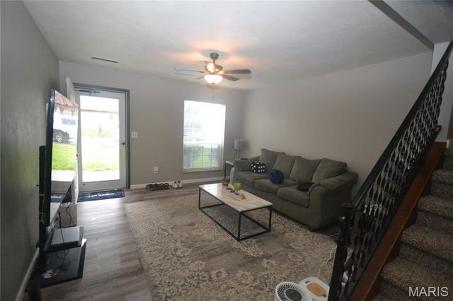 106 Sunnyside Street, O'fallon, IL 62269