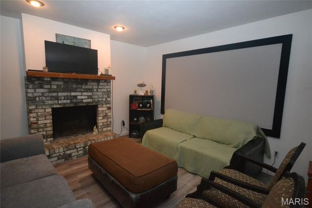 106 Sunnyside Street, O'fallon, IL 62269