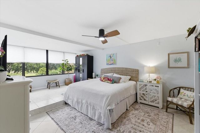 2621 COVE CAY DRIVE 302, Clearwater, FL 33760