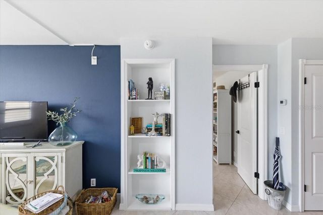 2621 COVE CAY DRIVE 302, Clearwater, FL 33760